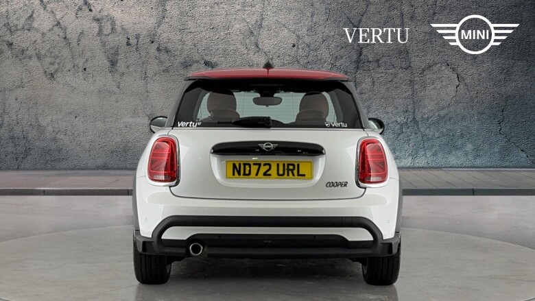 MINI Hatchback 1.5 Cooper Exclusive 3dr Auto Petrol Hatchback